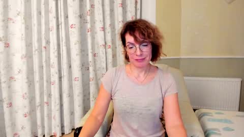 Snapshot of summerliza chatting on 01-02-25, 05:18 summerliza online show from 01-02-25, 05:18