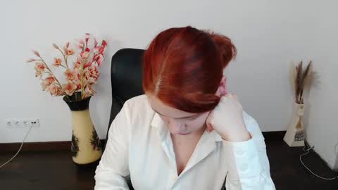 Snapshot of sun_lovely chatting on 11-29-25, 02:53 Alexi online show from 11-29-25, 02:53