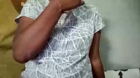 sunali_jain03 online show from 04-14-26, 02:39