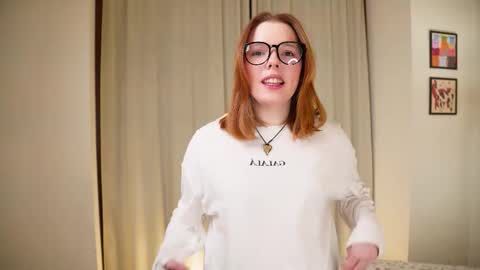 Snapshot of sunann_ chatting on 03-16-26, 04:44 Molly online show from 03-16-26, 04:44