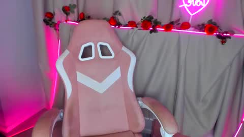 Elen online show from 02-21-25, 08:29