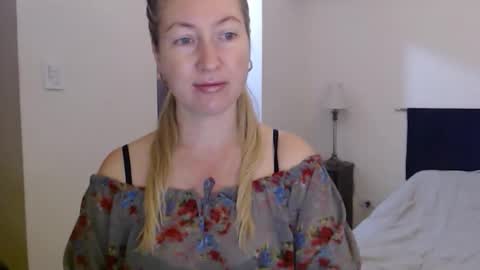 sunbrilliant online show from 05-22-26, 11:38