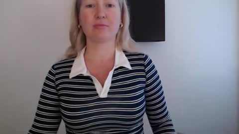 sunbrilliant online show from 07-26-26, 07:54