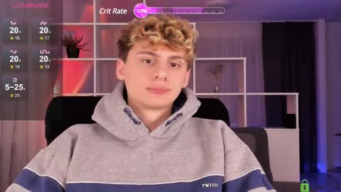 Snapshot of sunburn_boy chatting on 03-08-25, 09:08 Emilio online show from 03-08-25, 09:08