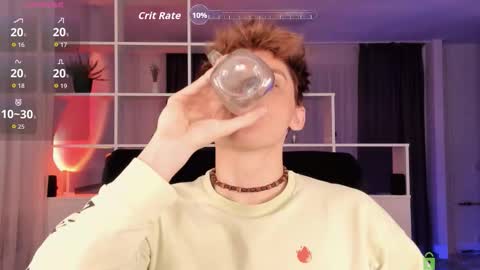 Snapshot of sunburn_boy chatting on 10-25-25, 06:46 Emilio online show from 10-25-25, 06:46