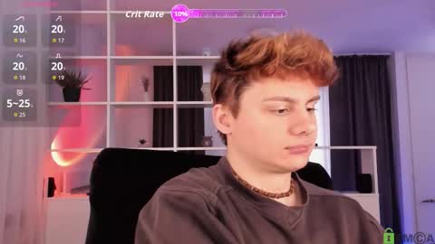 Snapshot of sunburn_boy chatting on 12-22-25, 07:49 Emilio online show from 12-22-25, 07:49