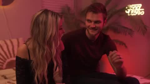 Snapshot of sunfeather chatting on 03-10-25, 12:29 Blaire Axel online show from 03-10-25, 12:29