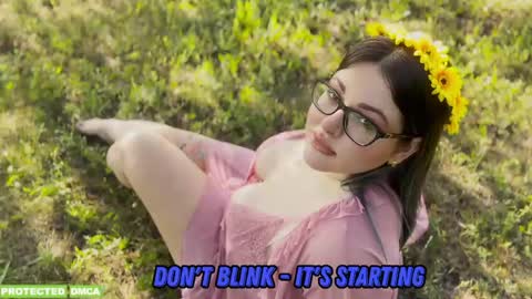 Tina. Im topless model  online show from 04-30-26, 07:58