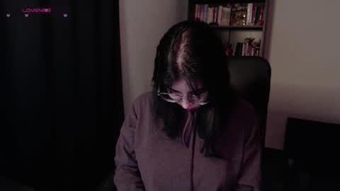 Snapshot of sunflower_uwu chatting on 03-08-26, 12:08 violetta online show from 03-08-26, 12:08