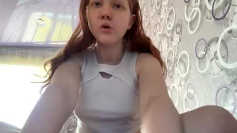 Snapshot of sungpiggott chatting on 07-19-26, 01:15 sungpiggott online show from 07-19-26, 01:15