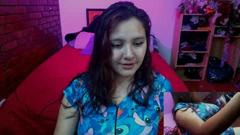 Snapshot of sunlight_7 chatting on 12-28-24, 01:50 sunny online show from 12-28-24, 01:50