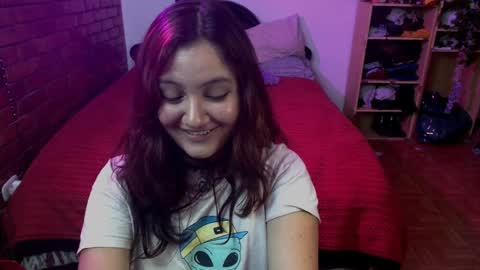 Snapshot of sunlight_7 chatting on 12-29-24, 07:39 sunny online show from 12-29-24, 07:39