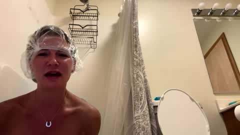 Snapshot of sunnbabe92485 chatting on 09-10-25, 12:43 sunnbabe92485 online show from 09-10-25, 12:43