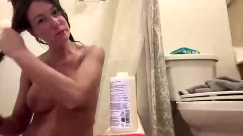 Snapshot of sunnbabe92485 chatting on 12-01-25, 01:21 sunnbabe92485 online show from 12-01-25, 01:21