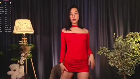 Kiki online show from 04-25-26, 01:30