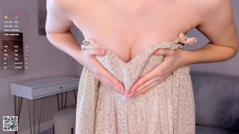 Lily online show from 02-28-25, 02:20