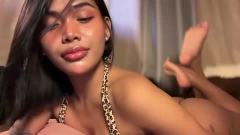 Snapshot of sunny_angelx chatting on 09-30-25, 06:18 ANGEL-DONT FORGET TO THUMBS UP AND FOLLOW online show from 09-30-25, 06:18