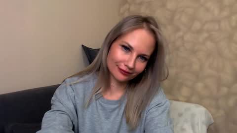 Naomi online show from 12-11-24, 05:04