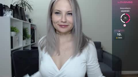 Naomi online show from 12-28-24, 09:08