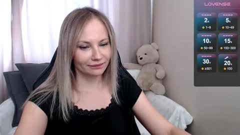 Naomi online show from 02-19-26, 05:47