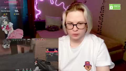 Snapshot of sunny_mood chatting on 02-10-25, 10:20 sunny mood online show from 02-10-25, 10:20