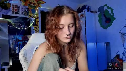 Sunny online show from 10-22-25, 04:07