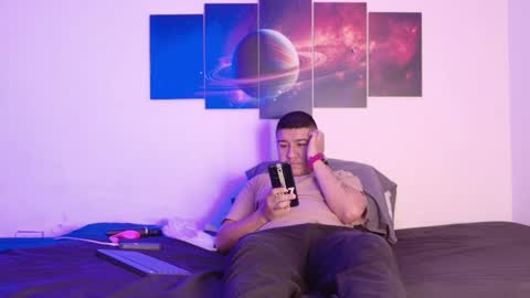 Snapshot of sunnyandevan chatting on 12-17-25, 06:36 Christian Vanessa online show from 12-17-25, 06:36