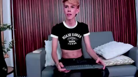 SUNNY online show from 06-14-26, 05:20