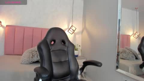  S U N N Y online show from 10-07-25, 12:35