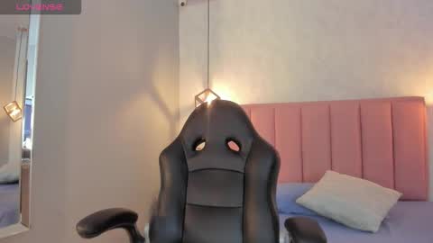  S U N N Y online show from 11-01-25, 12:29