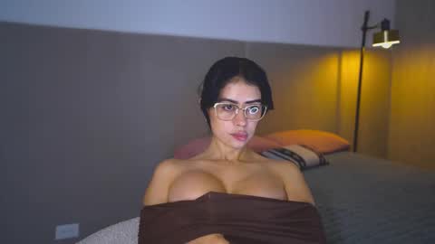 Snapshot of sunnymorrison chatting on 03-07-26, 01:30 sol online show from 03-07-26, 01:30