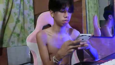 Snapshot of sunnyong chatting on 05-25-26, 09:15 sunnyong online show from 05-25-26, 09:15