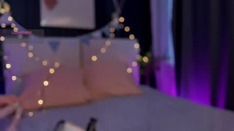 Risha online show from 02-22-25, 06:17