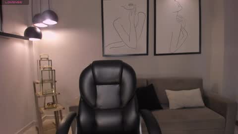 Sunny Rivers online show from 04-12-26, 11:37