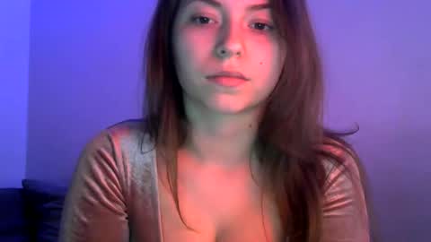 Snapshot of sunset_li chatting on 05-07-26, 11:15 Lisa online show from 05-07-26, 11:15