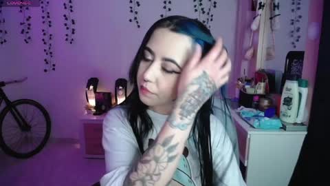 Sunset online show from 04-12-26, 03:44