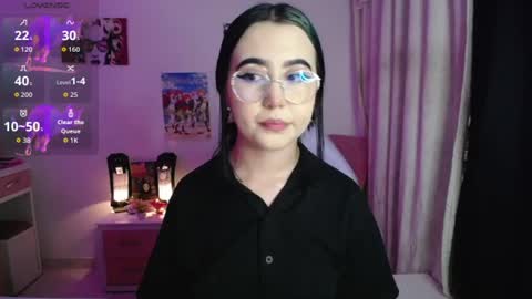 Snapshot of sunset_pienk chatting on 07-10-26, 04:17 Sunset online show from 07-10-26, 04:17
