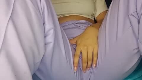 Annie online show from 01-19-25, 02:36