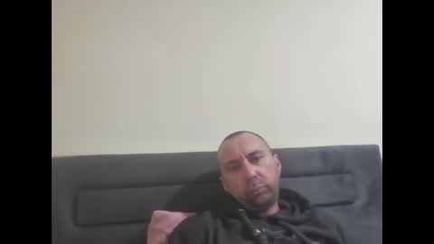 super42835015 online show from 04-15-26, 05:31