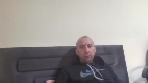 super42835015 online show from 04-19-26, 04:17