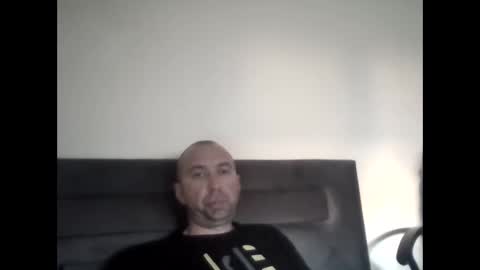 Snapshot of super42835015 chatting on 05-26-26, 05:20 super42835015 online show from 05-26-26, 05:20