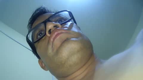 Snapshot of superboy977 chatting on 06-09-26, 04:02 superboy977 online show from 06-09-26, 04:02