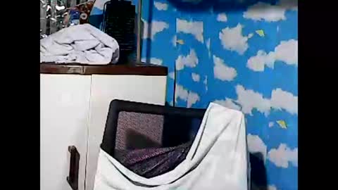 Snapshot of superclit4u chatting on 04-30-26, 12:28 superclit4u online show from 04-30-26, 12:28