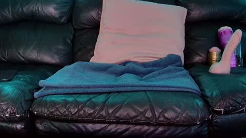 Thomas online show from 12-31-24, 06:24