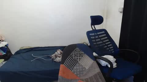 Snapshot of superhotbabe1 chatting on 12-16-25, 12:59 Erica Help me to reach my goal Superhotbabe1 online show from 12-16-25, 12:59