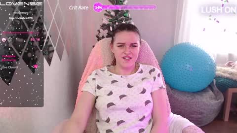 Snapshot of superhotgirlhere chatting on 01-23-25, 06:06 Sweet Anna online show from 01-23-25, 06:06