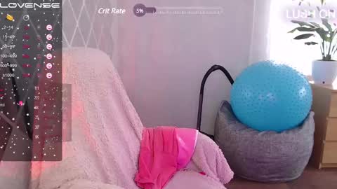 Snapshot of superhotgirlhere chatting on 02-17-25, 06:53 Sweet Anna online show from 02-17-25, 06:53