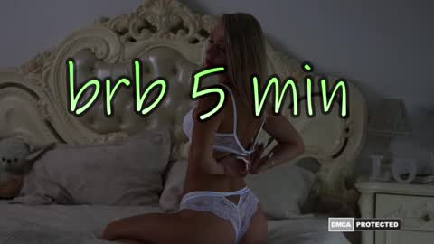 Snapshot of supernatalie chatting on 10-30-25, 02:02 Natalie online show from 10-30-25, 02:02