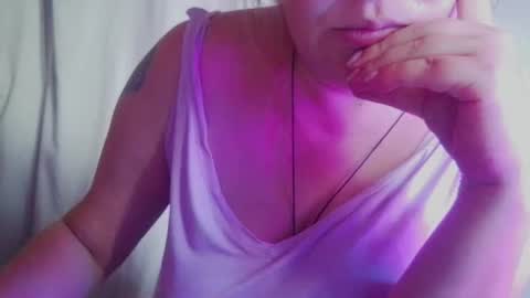 Snapshot of supernipll chatting on 08-09-26, 03:50 supernipll online show from 08-09-26, 03:50