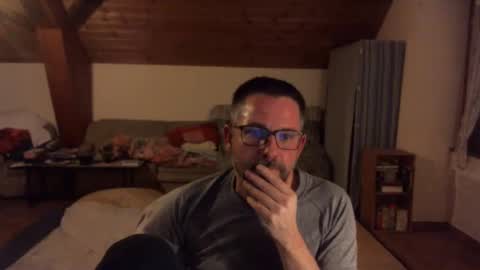 supersquirrel81 online show from 11-22-25, 05:12